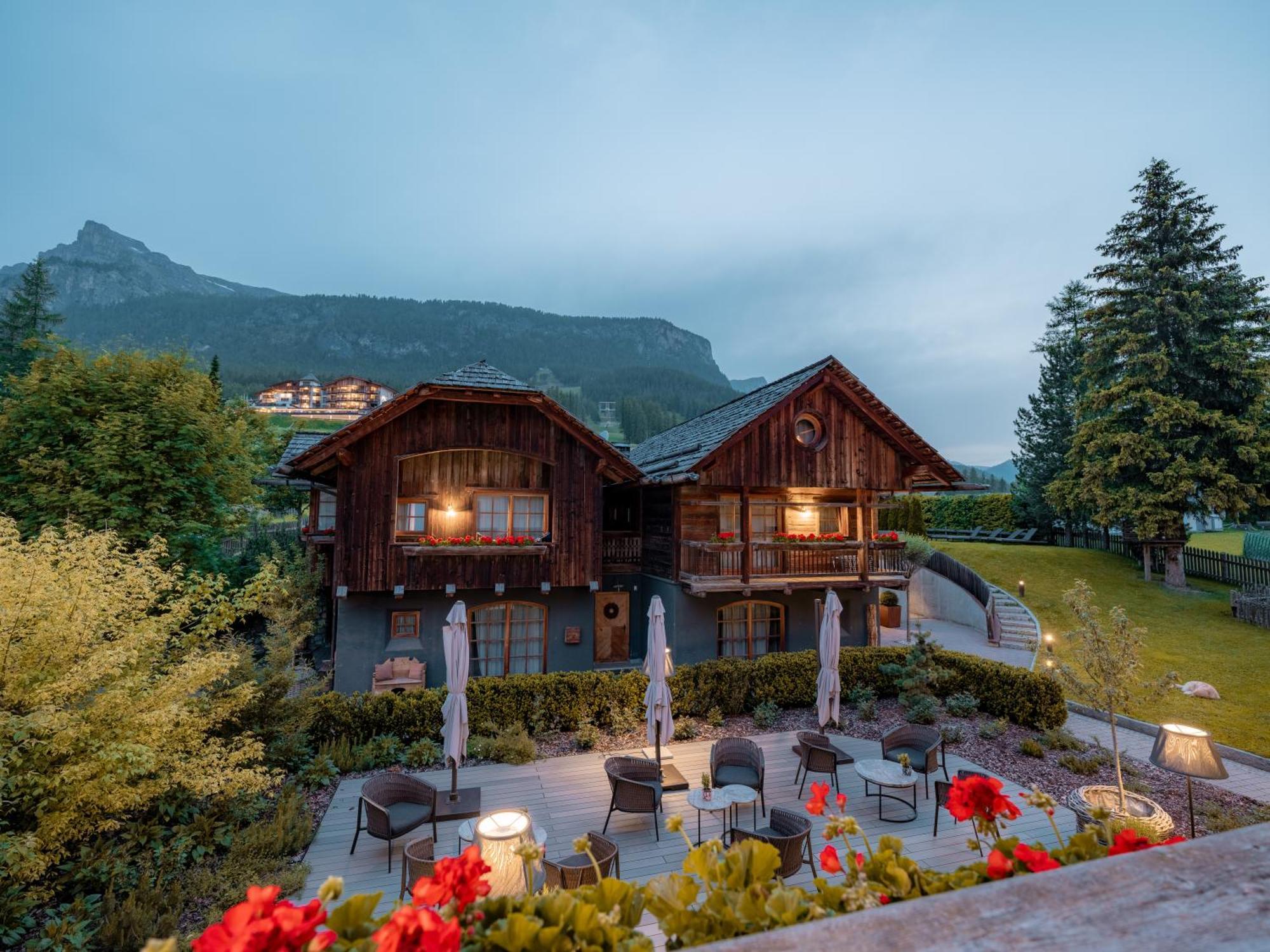 Sportony Mountain Lodges 拉维拉 外观 照片